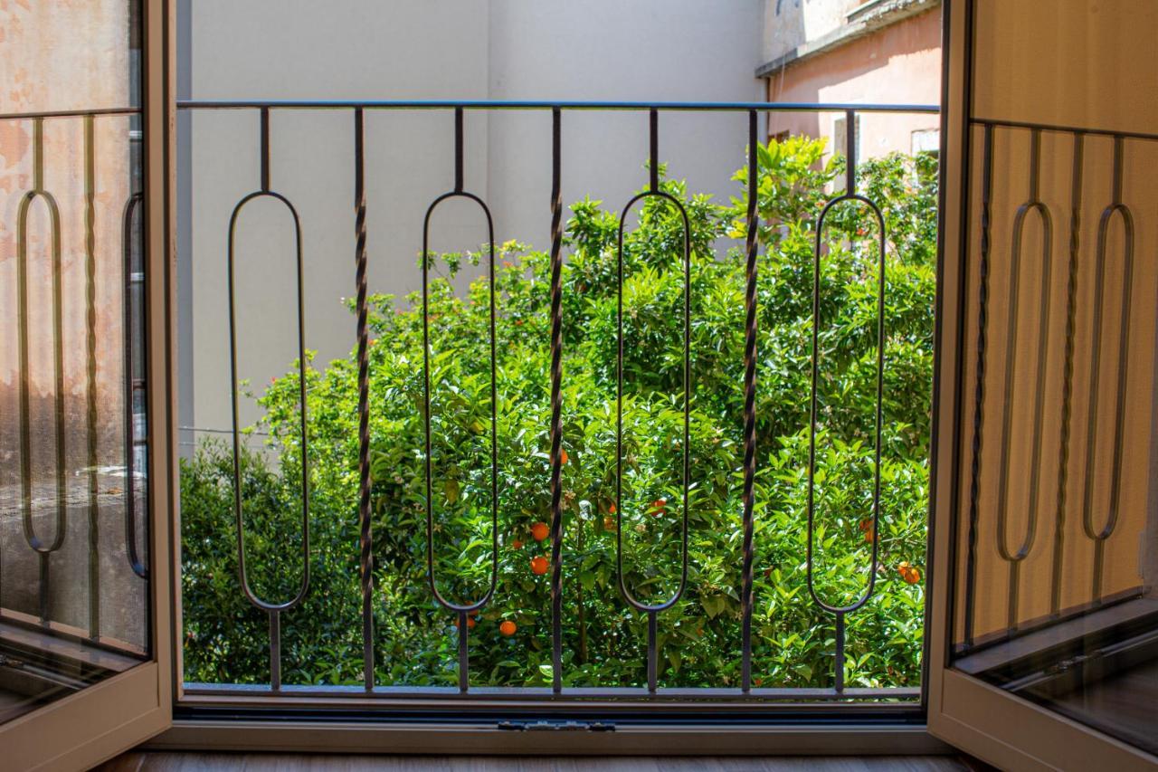 TaoMau - Duomo Square Apartment Taormina Bagian luar foto