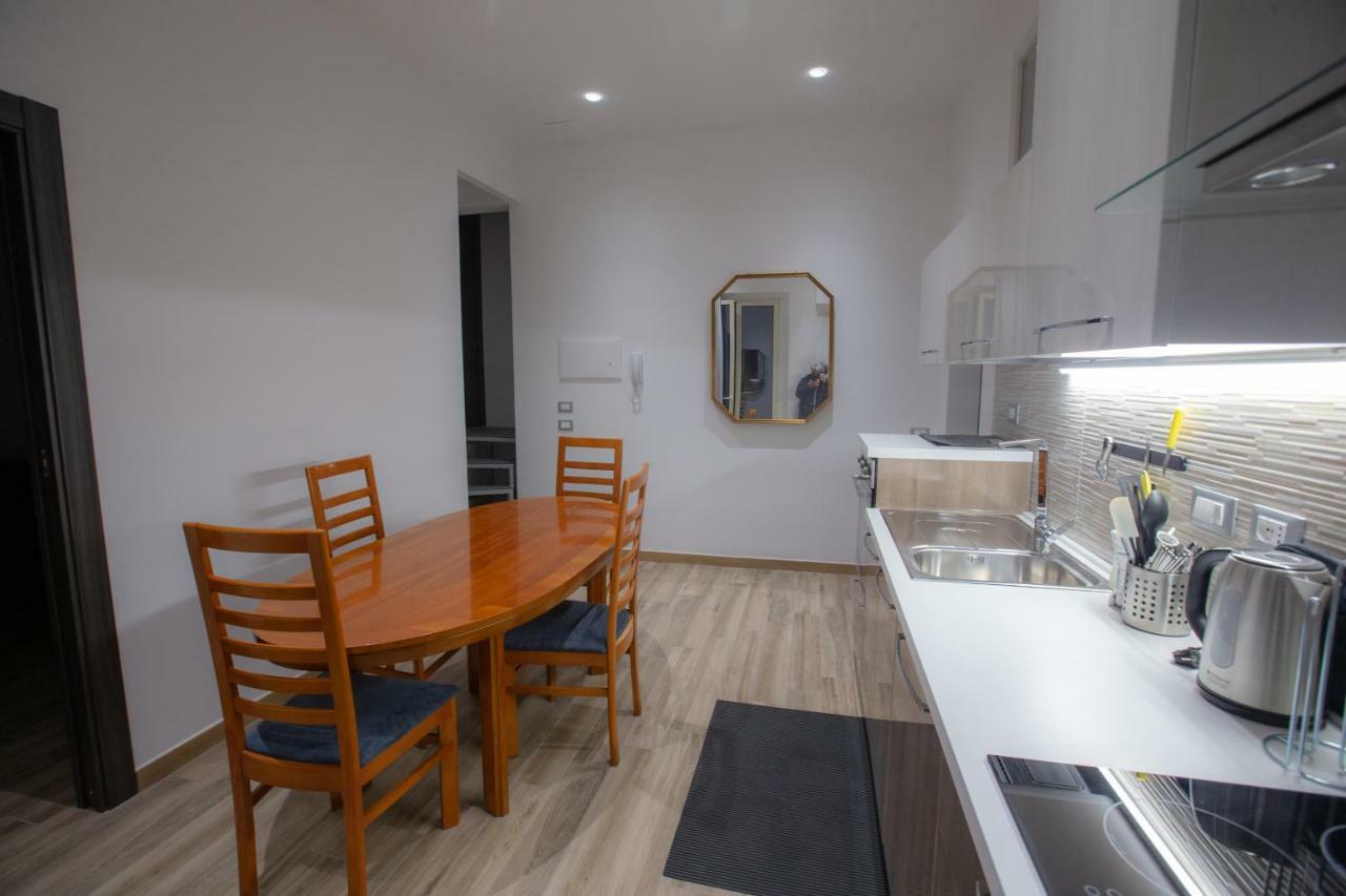 TaoMau - Duomo Square Apartment Taormina Bagian luar foto