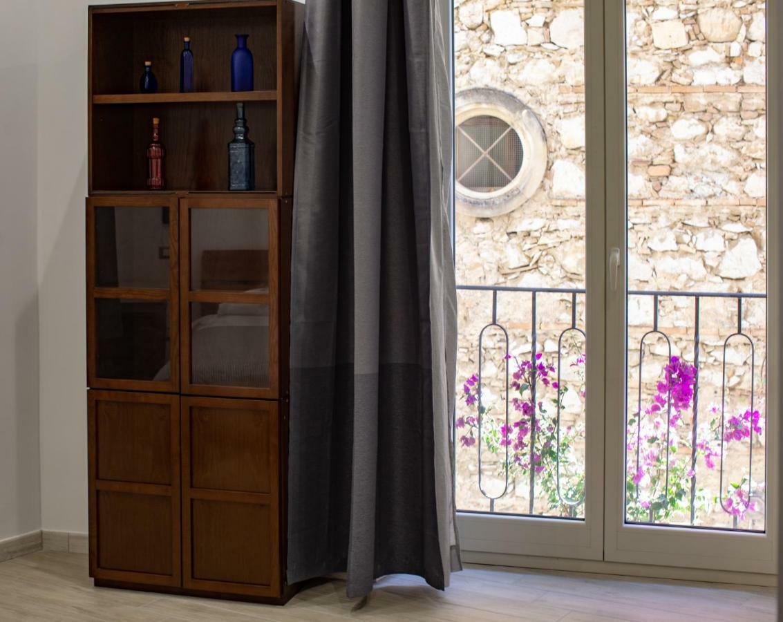 TaoMau - Duomo Square Apartment Taormina Bagian luar foto